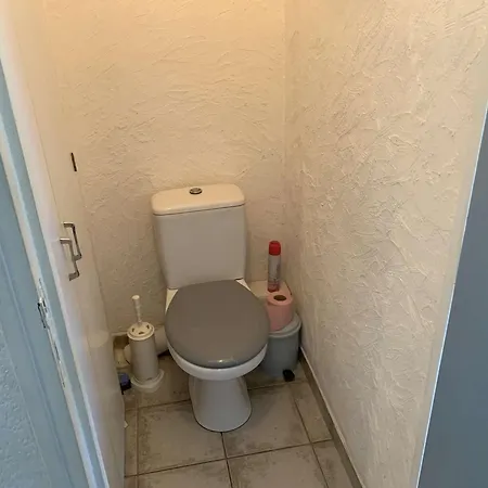 Avec Climatisation Et Parking Securise, 4 Couchages - Fr-1-731-144 *